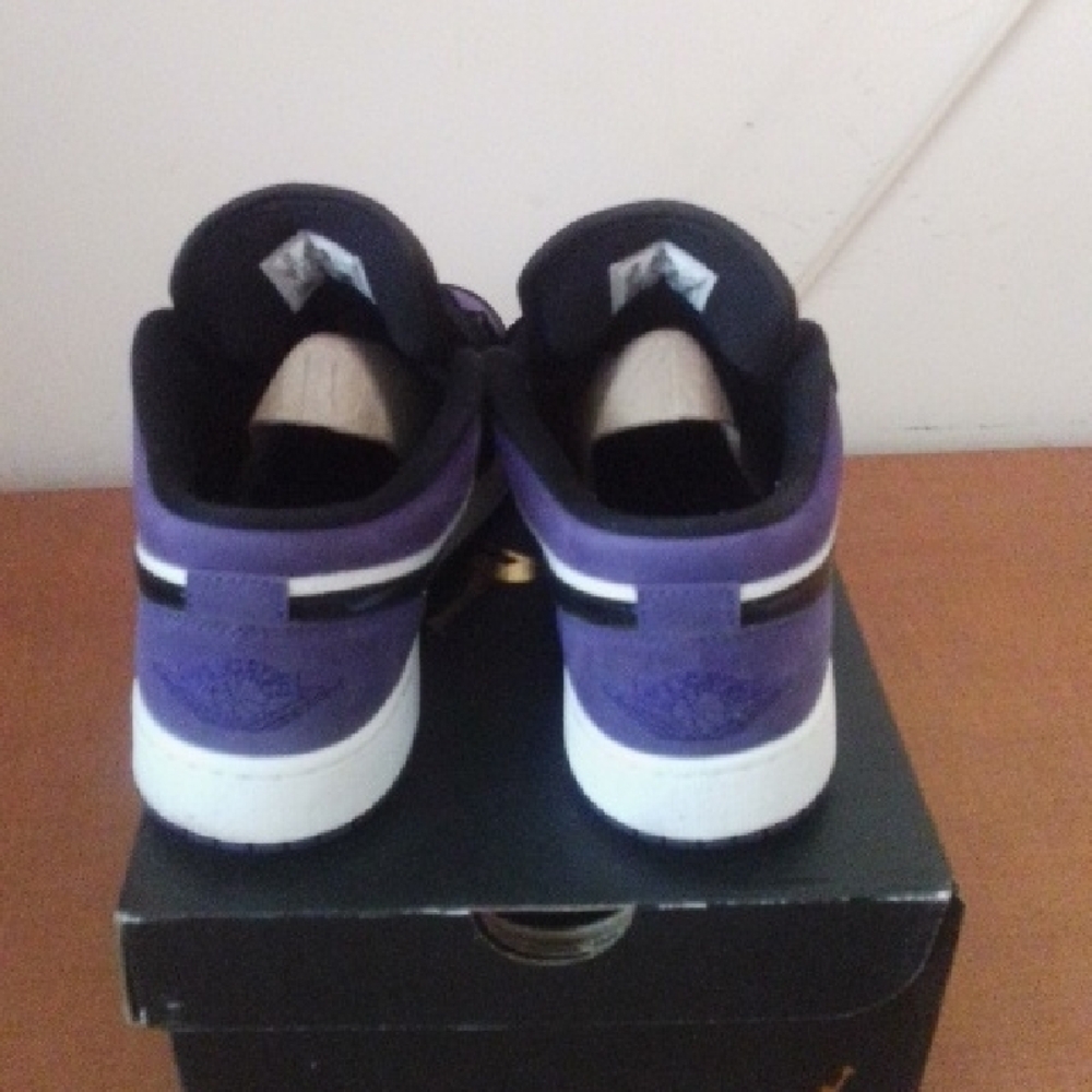 Black and Purple Low Air Jordan 1 - Picture 2 of 5
